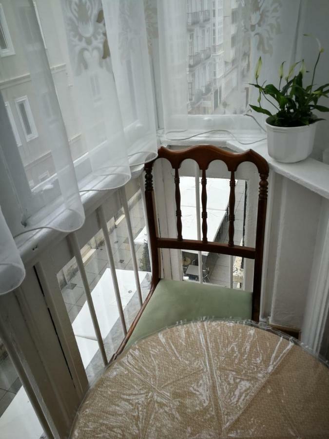 Hospedaje Menendez Pelayo ซานตานเดร์ ภายนอก รูปภาพ