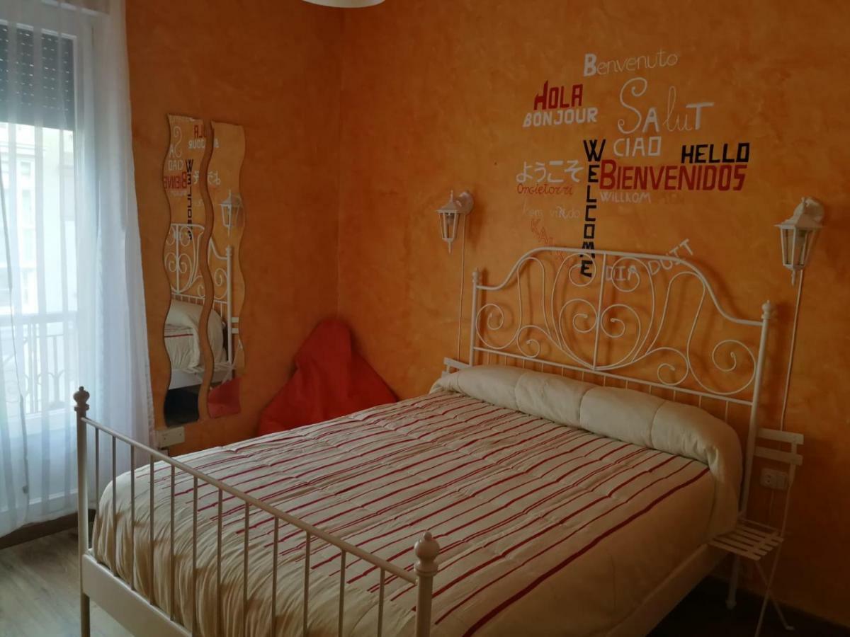 Hospedaje Menendez Pelayo ซานตานเดร์ ภายนอก รูปภาพ
